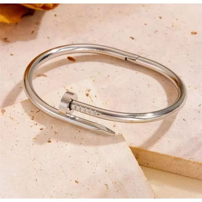 Bracelet Clou Argenté – Acier Inoxydable